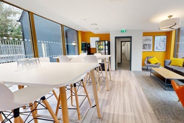 1 bed studio, Ash Grove, Near University, Guildford, GU28US - Image 15